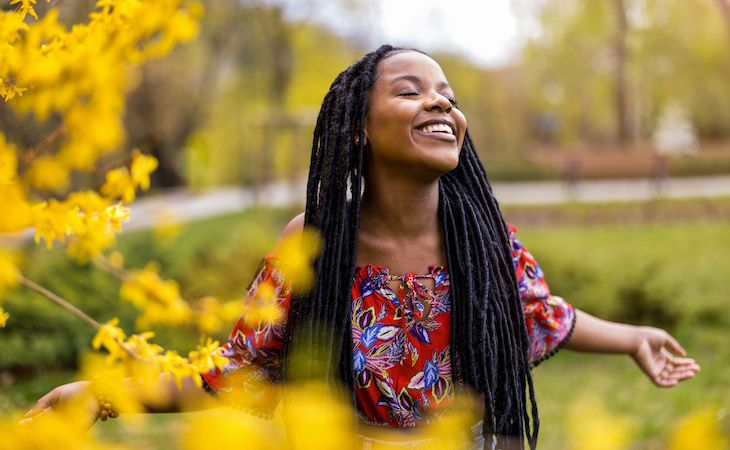 چگونه با استرس و خواب‌آلودگی فصل بهار مقابله کنیم؟