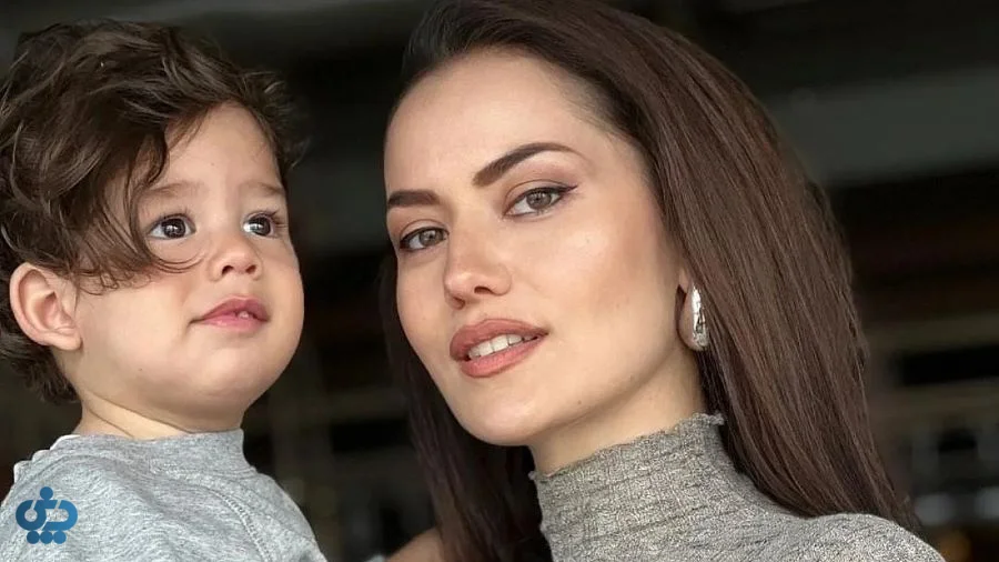 فاهریه اوجن (Fahriye Evcen)
