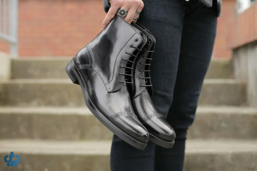 بوت مردانه چرم