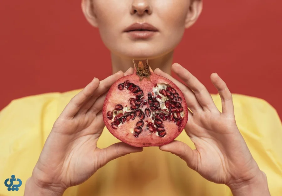 تاثیر آب انار جوان‌سازی طبیعی پوست