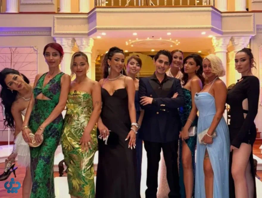 شرکت کننده گان زن روز