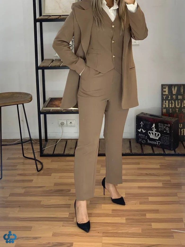 ست‌های سه تیکه (کت، شلوار و جلیقه)