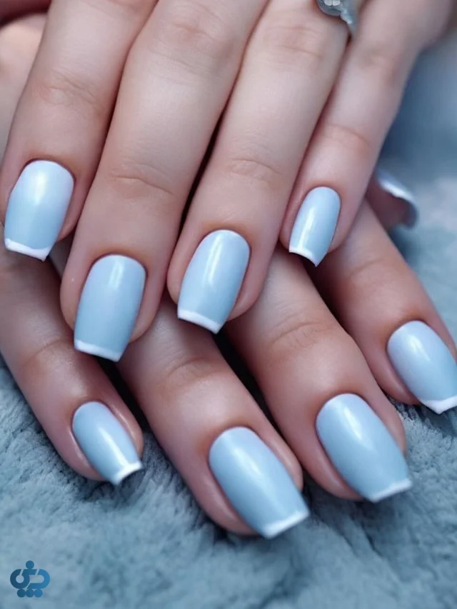 ایده ناخون آبی مه آلود