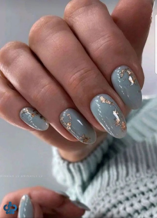 ایده طراحی آبی مه آلود با ورق طلا