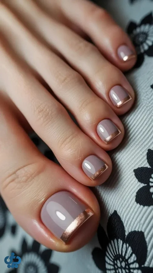 فرنچ مدرن ناخن پا