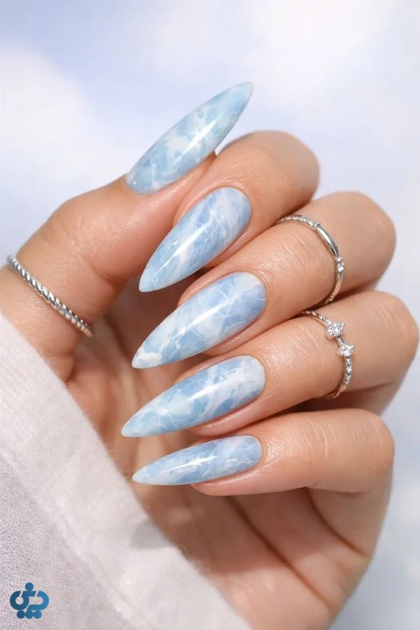 طراحی سنگی آبی مه آلود