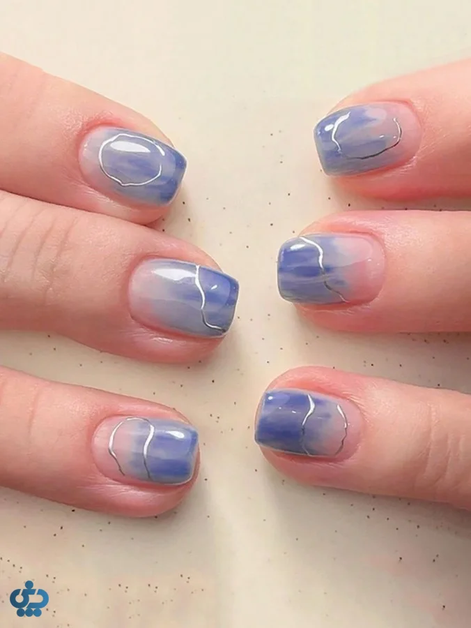 طراحی سنگی آبی مه آلود