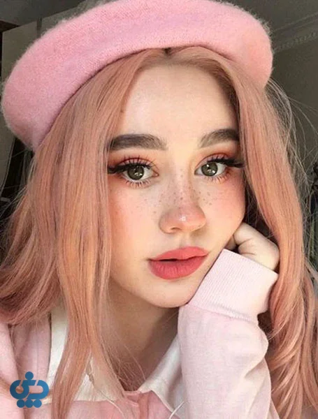 مدل ساده ای‌گرل با رژگونه بینی و خط چشم کوتاه