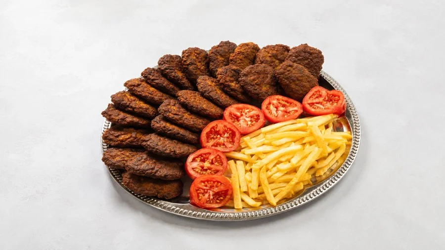 طرز تهیه کتلت پیاز و جعفری؛ راز کتلت ترد و آبدار خانگی